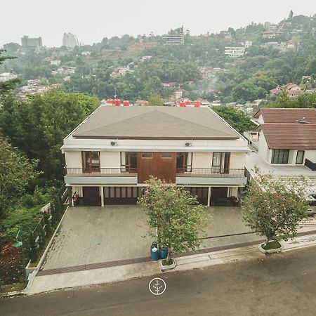 Anindya Hill View Villa 7 Bedrooms With A Private Swimming Pool Бандунг Екстериор снимка