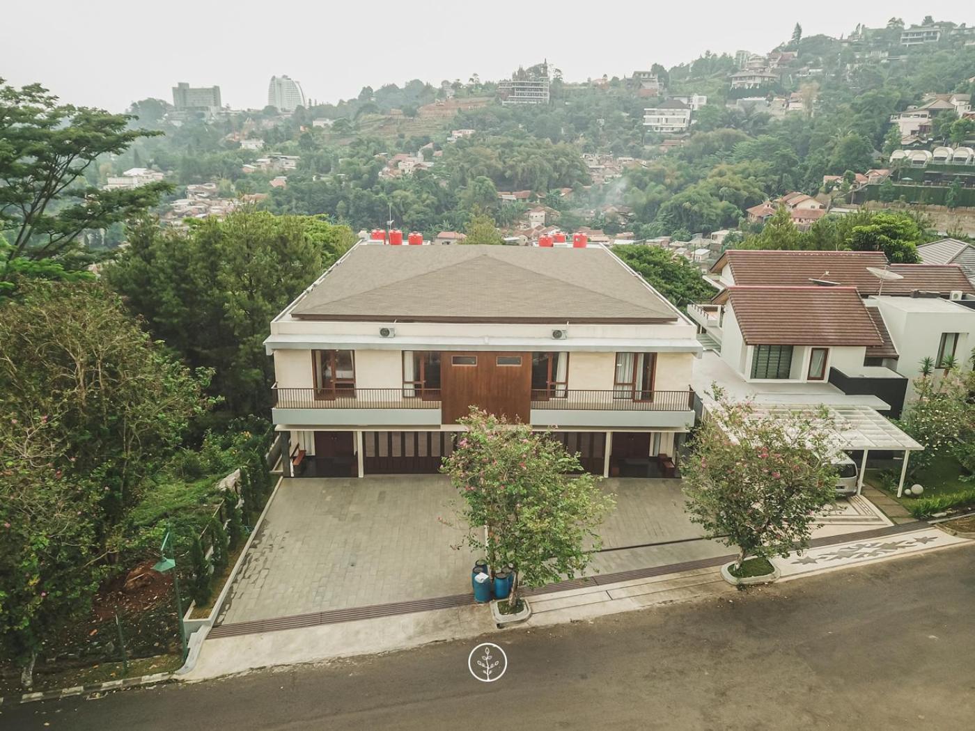 Anindya Hill View Villa 7 Bedrooms With A Private Swimming Pool Бандунг Екстериор снимка