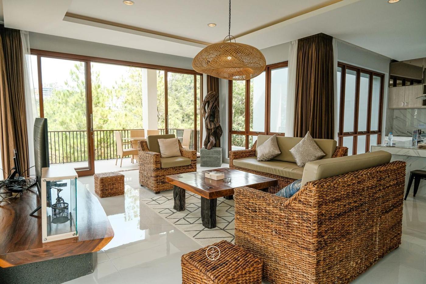 Anindya Hill View Villa 7 Bedrooms With A Private Swimming Pool Бандунг Екстериор снимка
