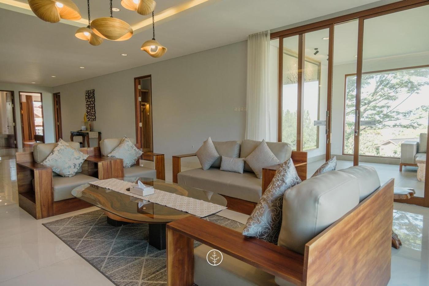 Anindya Hill View Villa 7 Bedrooms With A Private Swimming Pool Бандунг Екстериор снимка